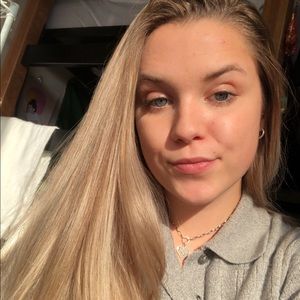 Meet your Posher, Brooke